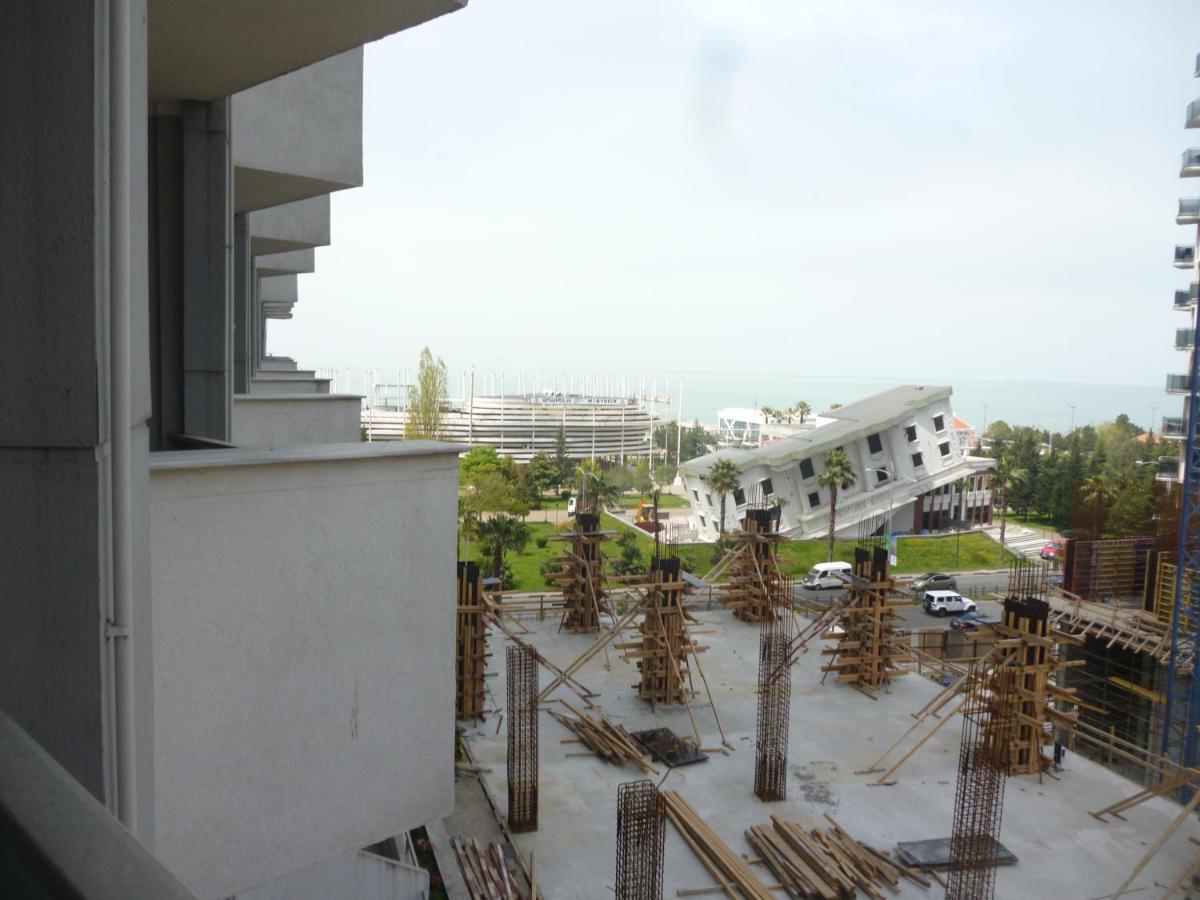 Apartamento Batumi Orbi Sea Tawers Exterior foto